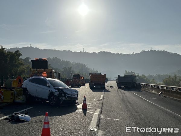 ▲▼撞緩撞車。（圖／記者吳世龍翻攝）