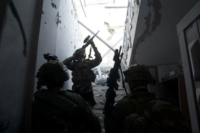 以色列軍方發現加薩地下牢房　曾關押約20名人質