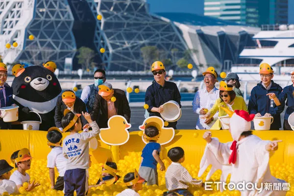 ▲▼:1月27日至2月25日16-18號碼頭將化身冬日遊樂園主場地。。（圖／記者許宥孺翻攝）