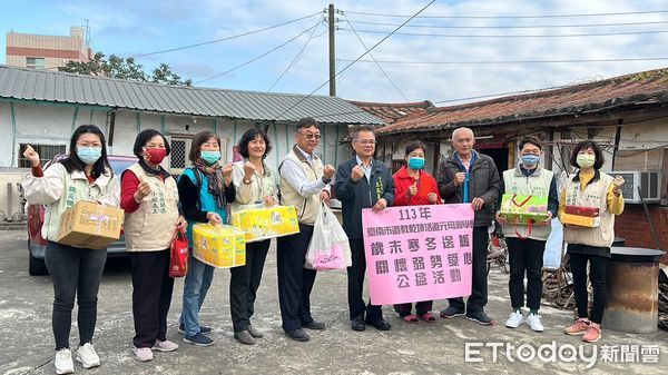 ▲台南市勞工局結合各工會愛心送暖列車接續出動！22日愛心列車由鋁製品製造裝配職業工會愛心接棒，載送關懷物資到案家。（圖／記者林東良翻攝，下同）