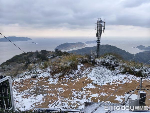  ▲▼馬祖北竿下雪。（圖／「馬祖有個周小馬 追淚人」授權提供）