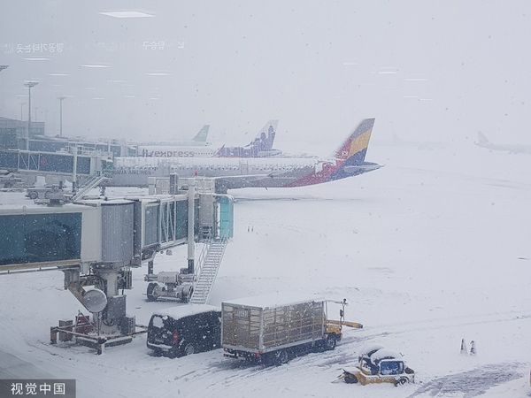 ▲▼南韓濟州機場大雪、濟州國際機場。（示意圖／CFP）