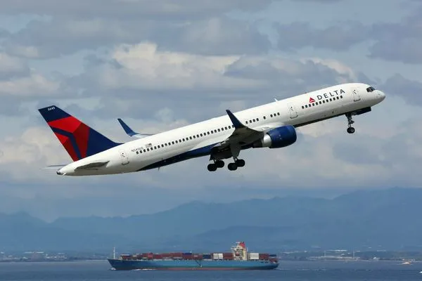 ▲▼達美航空（Delta Air Lines）一架波音757-200（Boeing 757-200）客機。（圖／達志影像／美聯社）