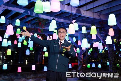 首屆「新營波光節」華麗登場　黃偉哲邀全國民眾來賞燈
