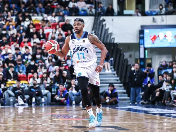 ▲富邦勇士主力洋將辛特力腓骨近端骨折，將以石膏固定至少6周。（圖／富邦勇士提供）