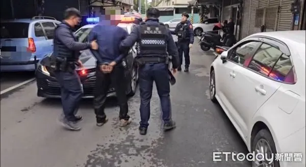 ▲林男拒攔查棄車逃入巷弄被熱心民眾攔截後遭逮捕。（圖／花蓮警分局提供）