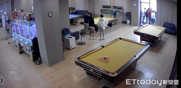 ▲▼楠梓打人             。（圖／記者陳宏瑞翻攝）