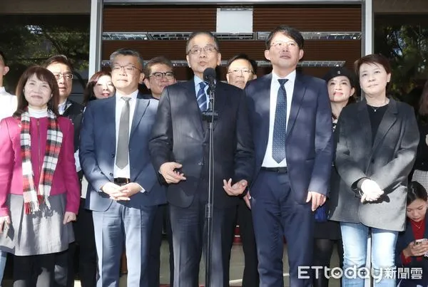 ▲▼游錫堃 蔡其昌 拜會民眾黨團。（圖／記者屠惠剛攝）