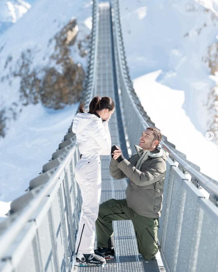 ▲艾德威斯維克在瑞士求婚。（圖／翻攝自Instagram／edwestwick）