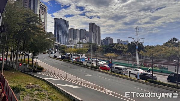 ▲淡北道路2／2日動工 拚5年內通車紓解塞車。（圖／記者戴上容攝）