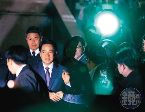 賴清德當選總統，但流失大量年輕選票、青年「由綠漂白」挺柯，焦慮在綠營內部悶燒。