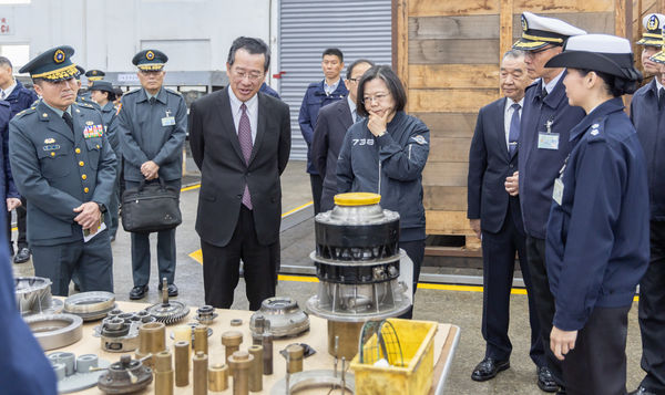 ▲▼總統蔡英文前往澎湖視察「海軍馬公後勤支援指揮部」、「陸軍澎湖防衛指揮部機械化步兵營」及「海巡署金馬澎分署第七岸巡隊」。（圖／總統府提供）