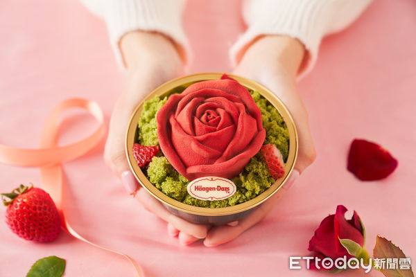 ▲▼哈根達斯Häagen-Dazs推超浪漫「掌心玫瑰」蛋糕。（圖／哈根達斯提供