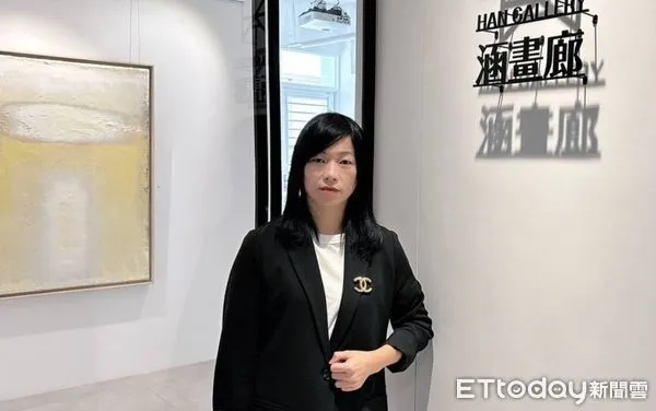 ▲▼藝廊老闆             。（圖／記者陳宏瑞攝）