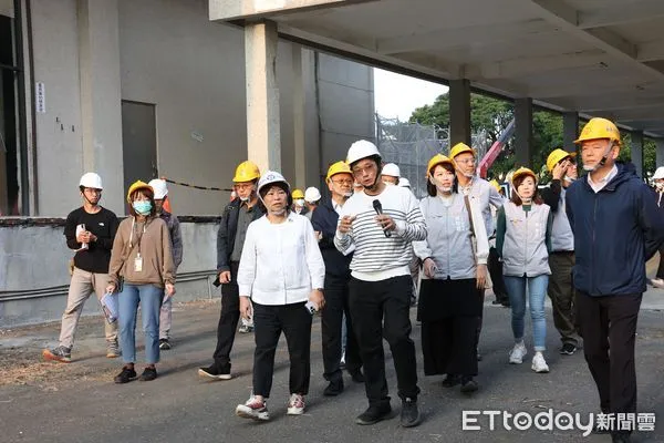 ▲▼    黃敏惠市長率隊視察嘉菸、劉厝公園 期許以前瞻目光檢視工程品質   。（圖／嘉義市政府提供）