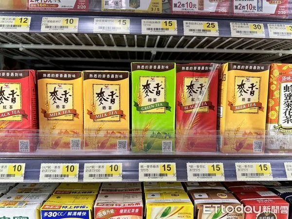 ▲▼超商鋁箔包飲料。（圖／記者蕭筠攝）