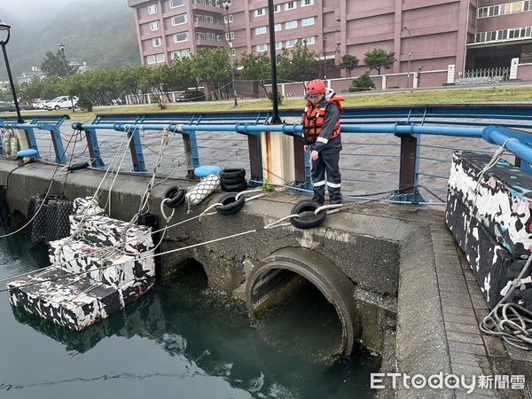 ▲海巡春節威力掃蕩誓決心。（圖／記者郭世賢翻攝）