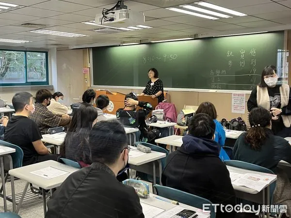 ▲▼台大113學年碩士班招生筆試今（3日）起一連舉行兩天。今年僅有1.4萬餘人報考，寫下五年來新低。但報考資工所考生5年來大增超過5成。（圖／記者許敏溶攝）