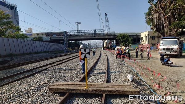 ▲▼助攻車輛調度，台鐵公司嘉義站啟用D1北機廻線。（圖／台鐵公司）