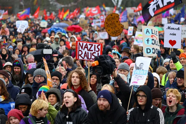 ▲▼德國反對極右翼德國另類選擇黨（AfD）的全國抗議活動已進入第4週，各地約有20萬人走上街頭。（圖／路透）