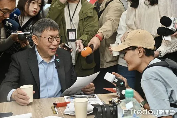 ▲▼柯文哲出席民眾黨北區地方謝票茶會。（圖／記者李毓康攝）