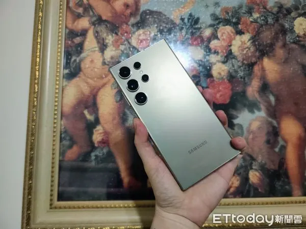 ▲S24 Ultra。（圖／記者陳俐穎攝）