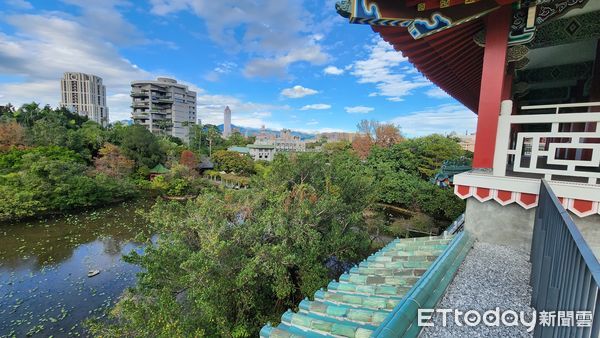 ▲▼史博館4樓的戶外景觀平台，可欣賞荷花池美景，過往不對外開放，如今也重新將重新規劃，預計日後開放民眾參觀。（圖／記者林育綾攝）