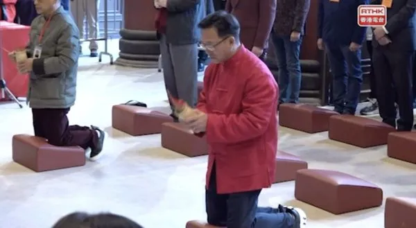 ▲▼香港車公廟靈籤　連7年抽出中籤「損了良材失卻力」。（圖／翻攝香港電台）