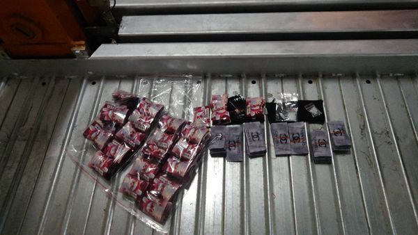 ▲▼台中警方查獲販毒集團，毒品多到連毒犯都忘了藏在哪裡。（圖／警方提供，下同）