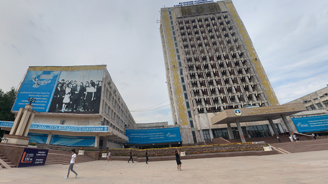 ▲▼位於該國最大城市阿拉木圖（Almaty）的法拉比哈薩克國立大學（Al-Farabi Kazakhstan National University）。（圖／翻攝Google Maps）