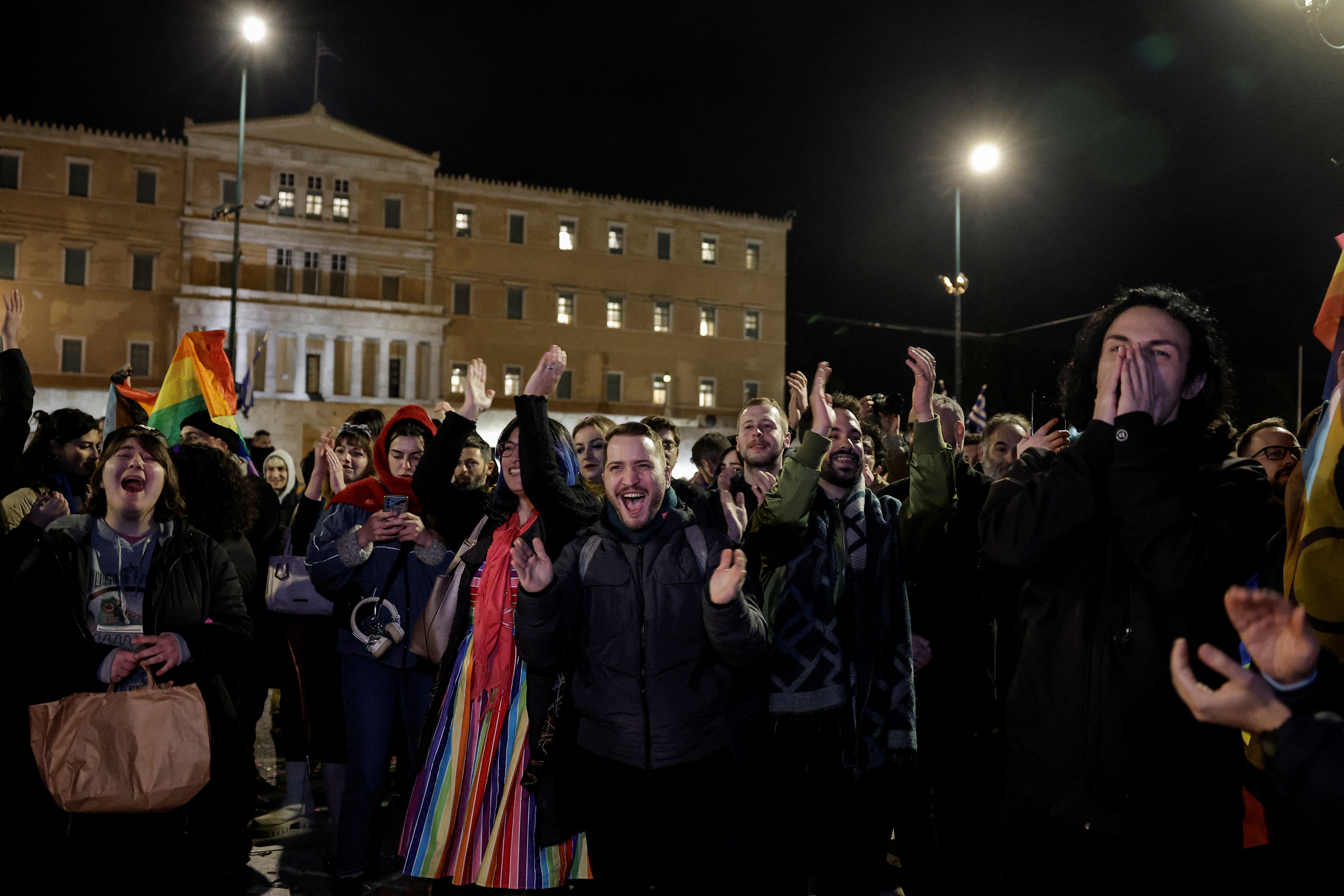 ▲▼希臘國會15日通過法案，成為全球第一個同性婚姻合法化的東正教國家。（圖／路透）