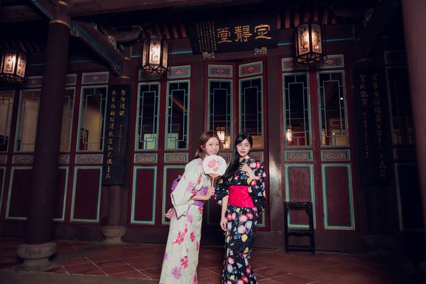 ▲▼林本源園邸（板橋林家花園）元宵節夜間開放，舉行變裝趴、猜燈謎。（圖／新北市文化局）