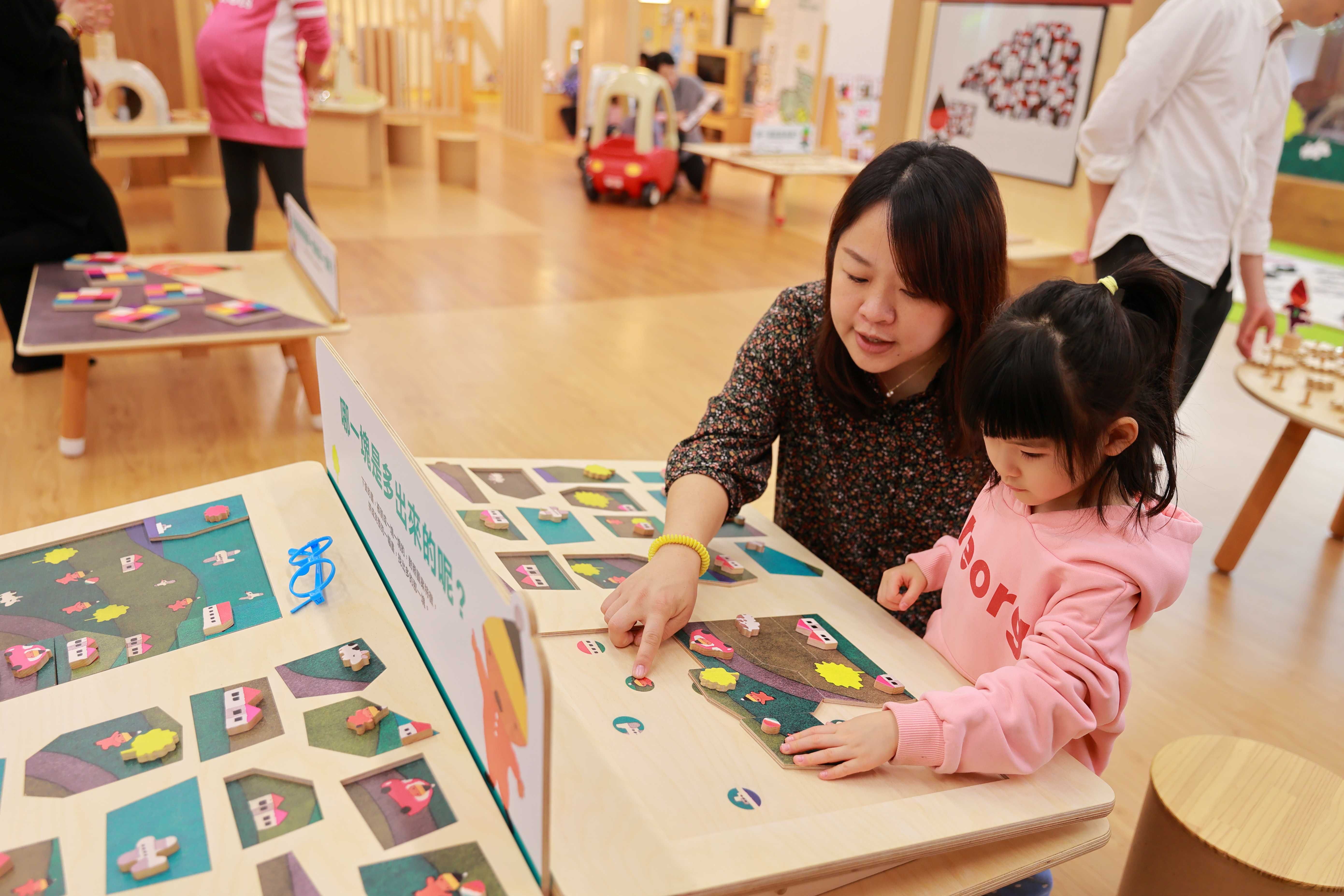 ▲▼信誼親子館大型五味太郎繪本延伸遊具，將出現在台北國際書展，讓親子一起玩動腦遊戲。（圖／信誼基金會提供）