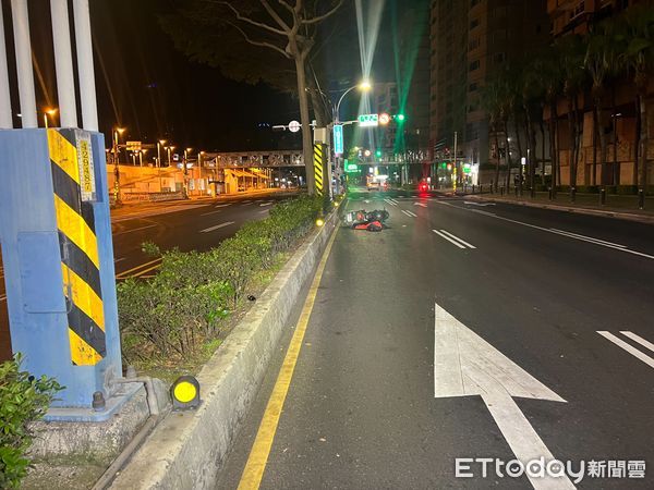 ▲▼淡水死亡車禍             。（圖／記者陸運陞翻攝）