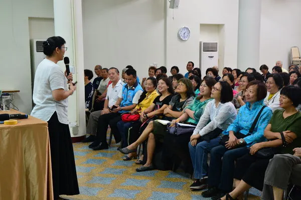 ▲溫醫師講課資料照片。（圖／新竹市政府提供）