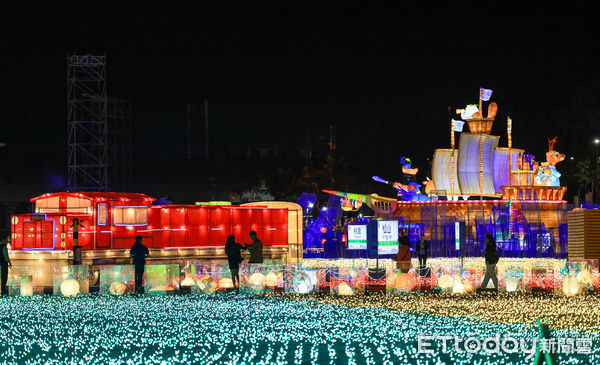 ▲▼2024台灣燈會在台南,2024台灣燈會高鐵燈區。（圖／記者蔡玟君攝）