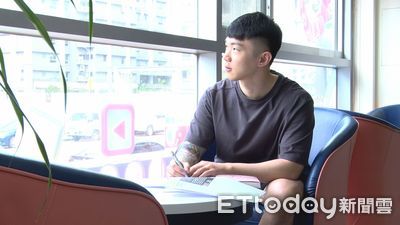 黃山料的書「1觀念」一直提! 她喊欣慰:光這點就要逆風力挺