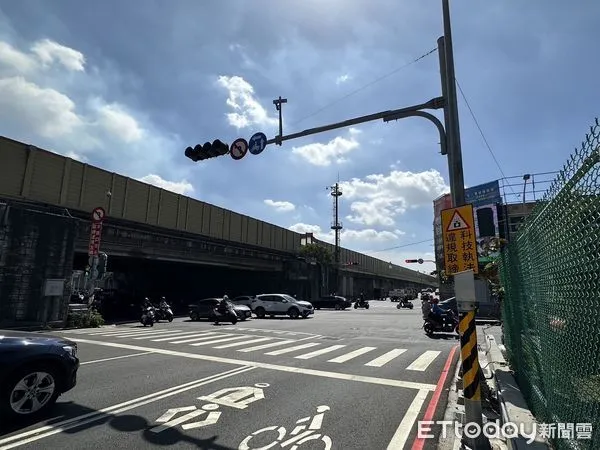 ▲永康分局更新「747科技精準執法地圖3.0」，計有18處，結合科技執法、固定桿與移動式測速等模式來執行，讓民眾知道何處危險，進而避開危險。（圖／記者林東良翻攝，下同）