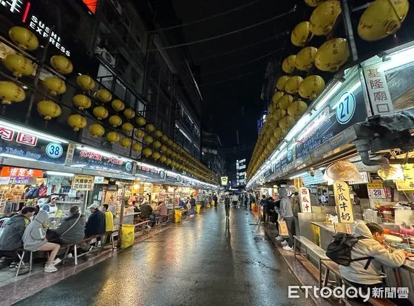 ▲▼基隆,基隆廟口,廟口夜市,基隆房市。（圖／記者賴志昶攝）