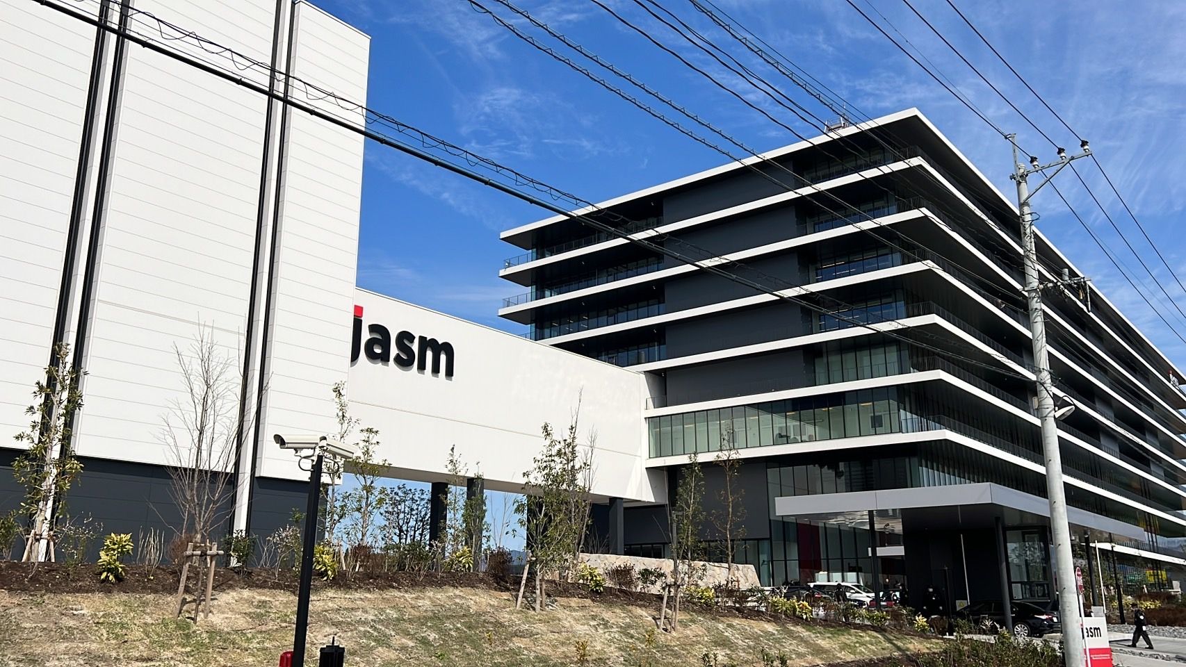 ▲▼  台積電熊本廠今（2/24）日開幕，廠區門口外觀。（圖／記者高兆麟攝）          