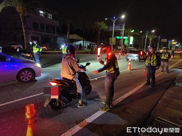 ▲潮州警加強酒駕取締勤務             。（圖／記者陳崑福翻攝）