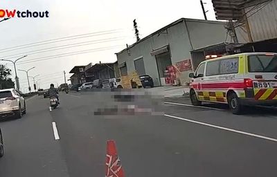 快訊/永康死亡車禍!騎士疑自摔撞大型車輛 遭輾爆頭慘死