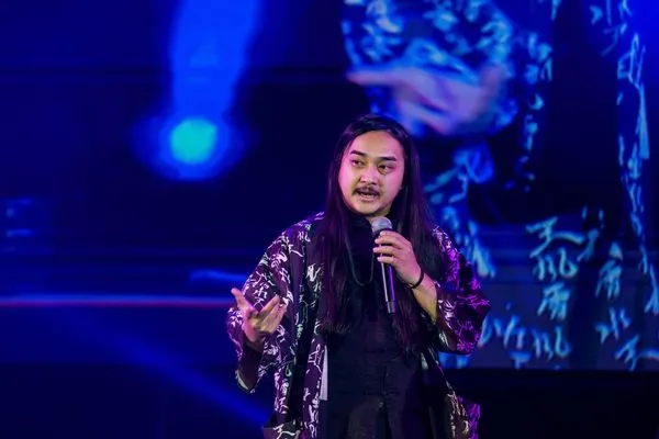 ▲▼幻術師大仙「道具被翻出公開」　慘遭扶輪社2男嬉笑嘲弄。（圖／翻攝幻術師大仙臉書）