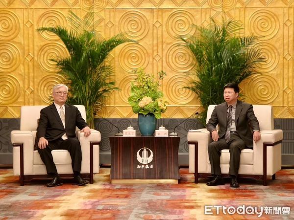 ▲▼國民黨副主席夏立言與國台辦主任宋濤在上海和平飯店會面。（圖／記者趙禕攝）
