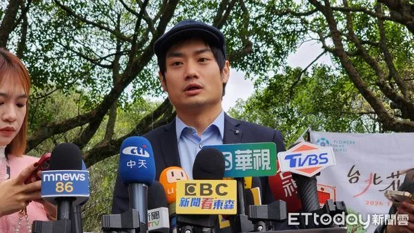 ▲▼台北市青年局長殷瑋出席「2024台北杜鵑花季X大安森林公園三十有成開幕式」受訪。（圖／記者陳家祥攝）