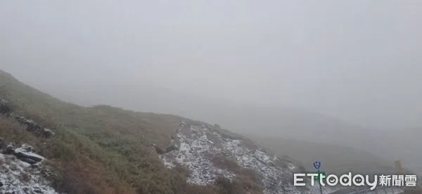 ▲大陸冷氣團南下，合歡山區有結冰機率，翠峰至大禹嶺路段，不排除預警性封閉道路。（圖／記者王兆麟翻攝資料照片）
