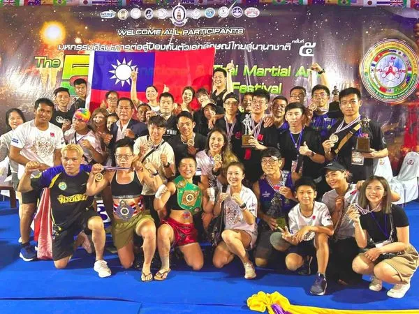 ▲醫美董事長伸出援手，贊助世界泰拳錦標賽台灣代表隊。（圖／黃佳璿提供）