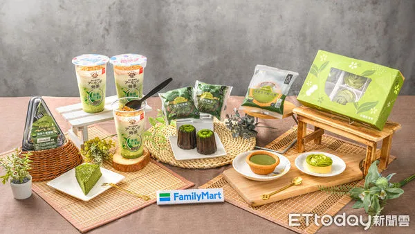 ▲▼全家最新抹茶甜點開吃。（圖／業者提供）