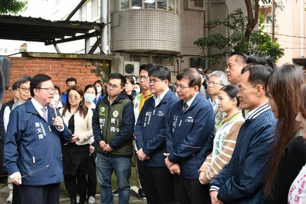 ▲鄭文燦視察桃園捷運棕線