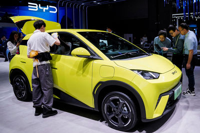 中國2025電動車過剩近2000萬輛　全球車商挫咧等